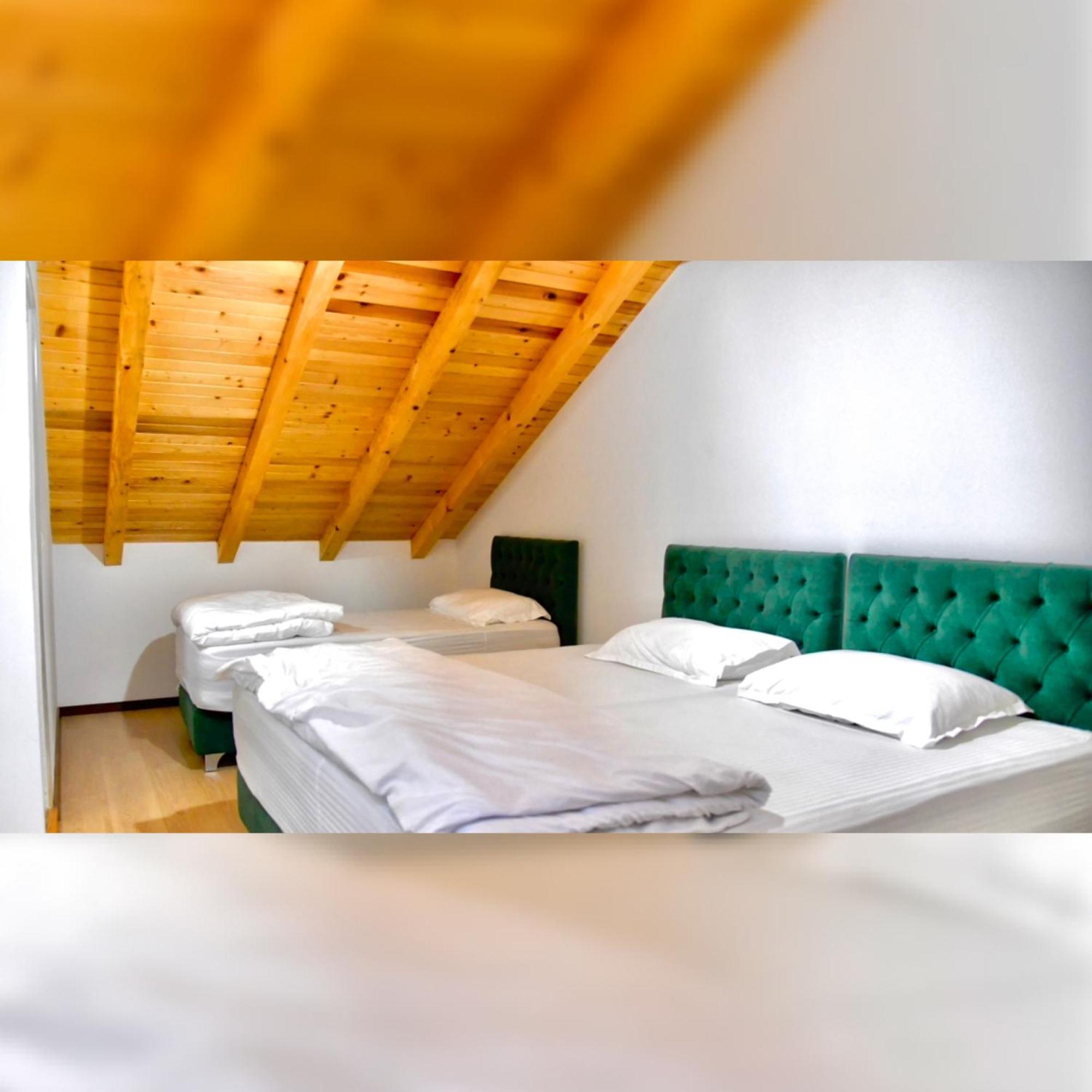 Breezy Hotel Valbonne Exterior foto